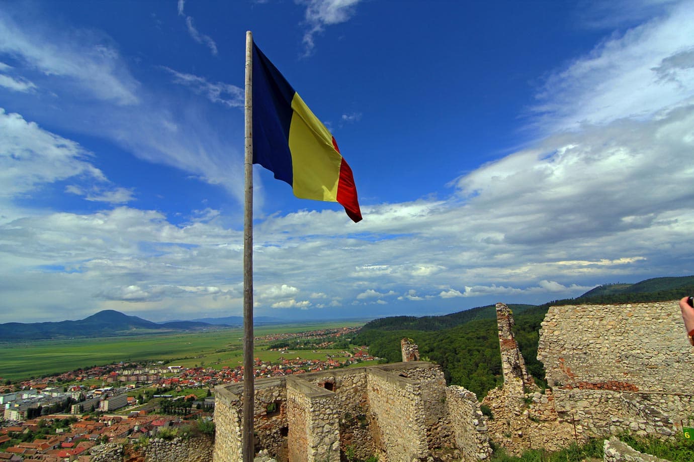 how many castles are in romania