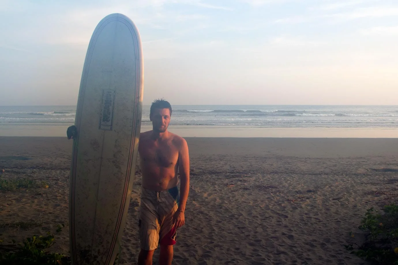 Brian Ceci surfing in El Salvador