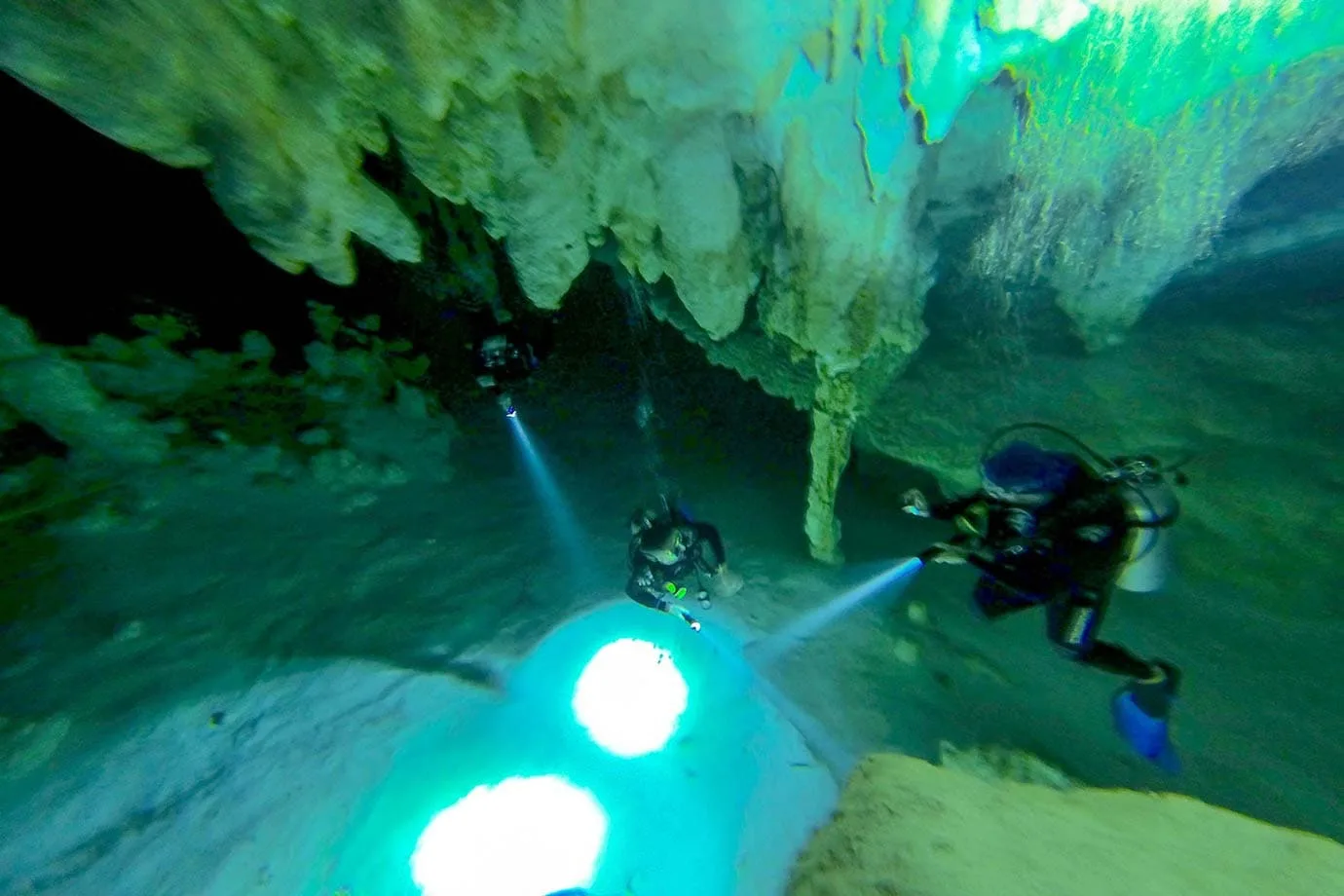 Diving inside cenote Dos Ojos