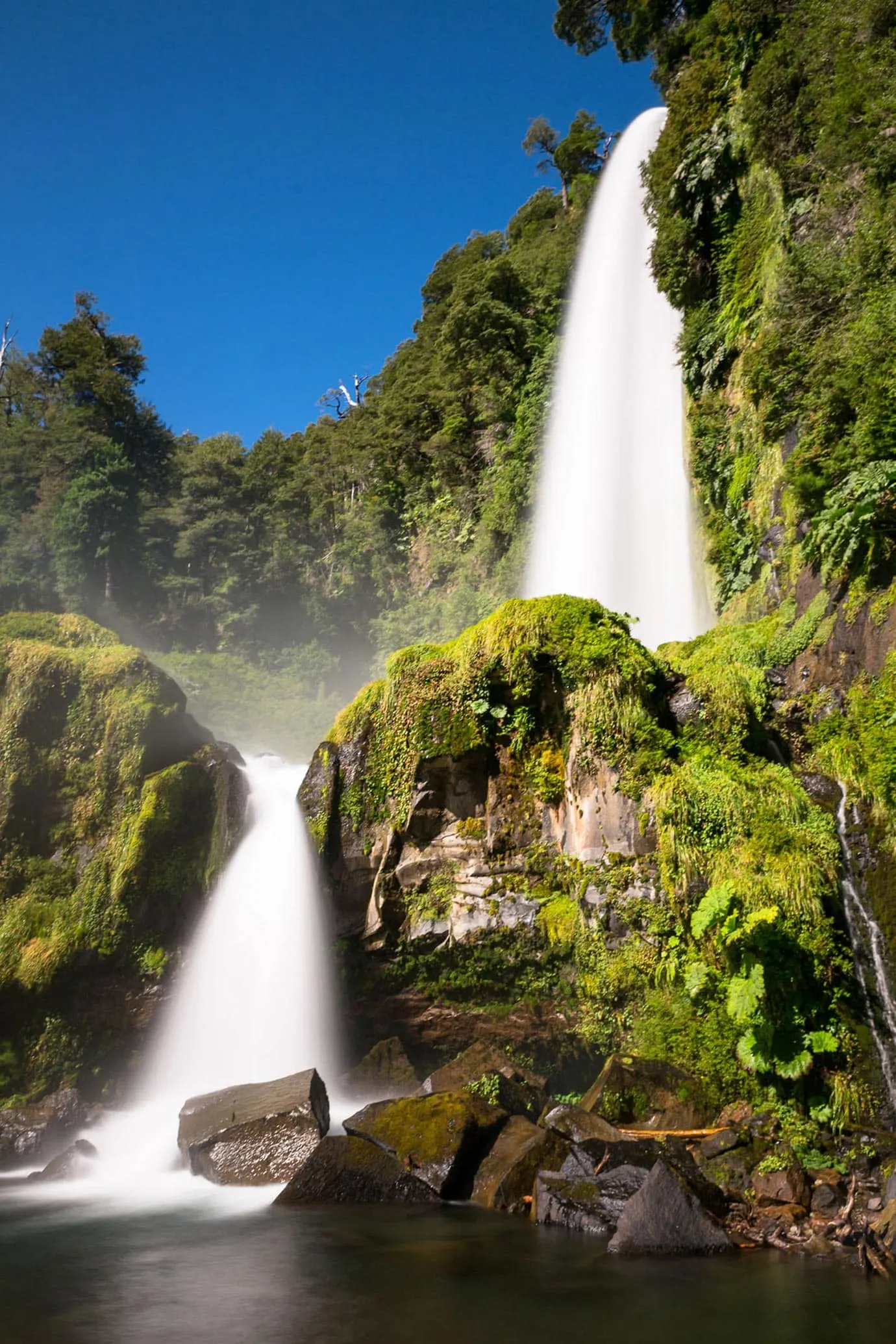 Salto el Leon, Chile