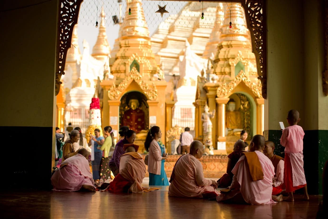 Finding shade in the Schwedagon Paoda - ©Brian Ceci