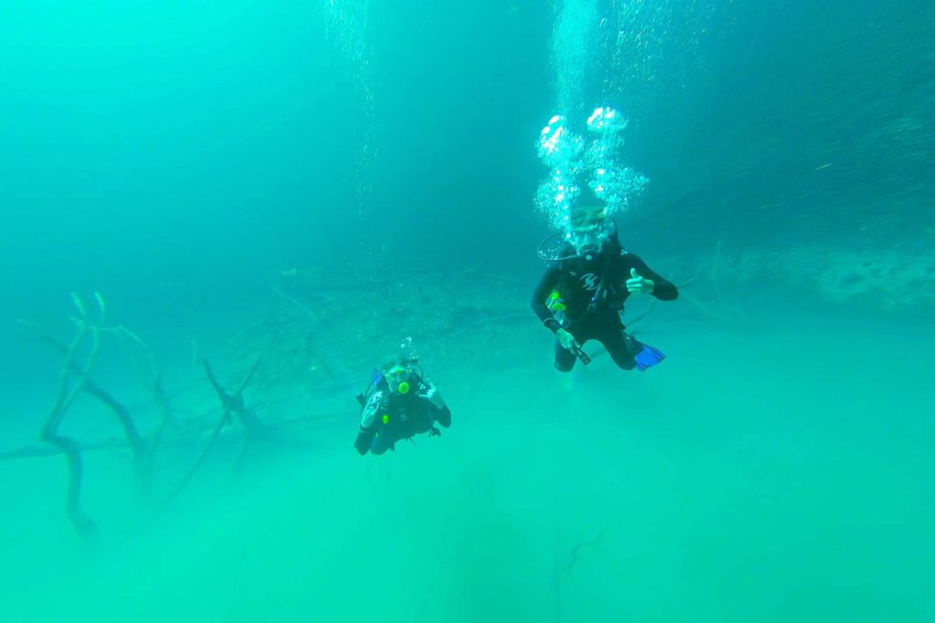 diving angelita cenote