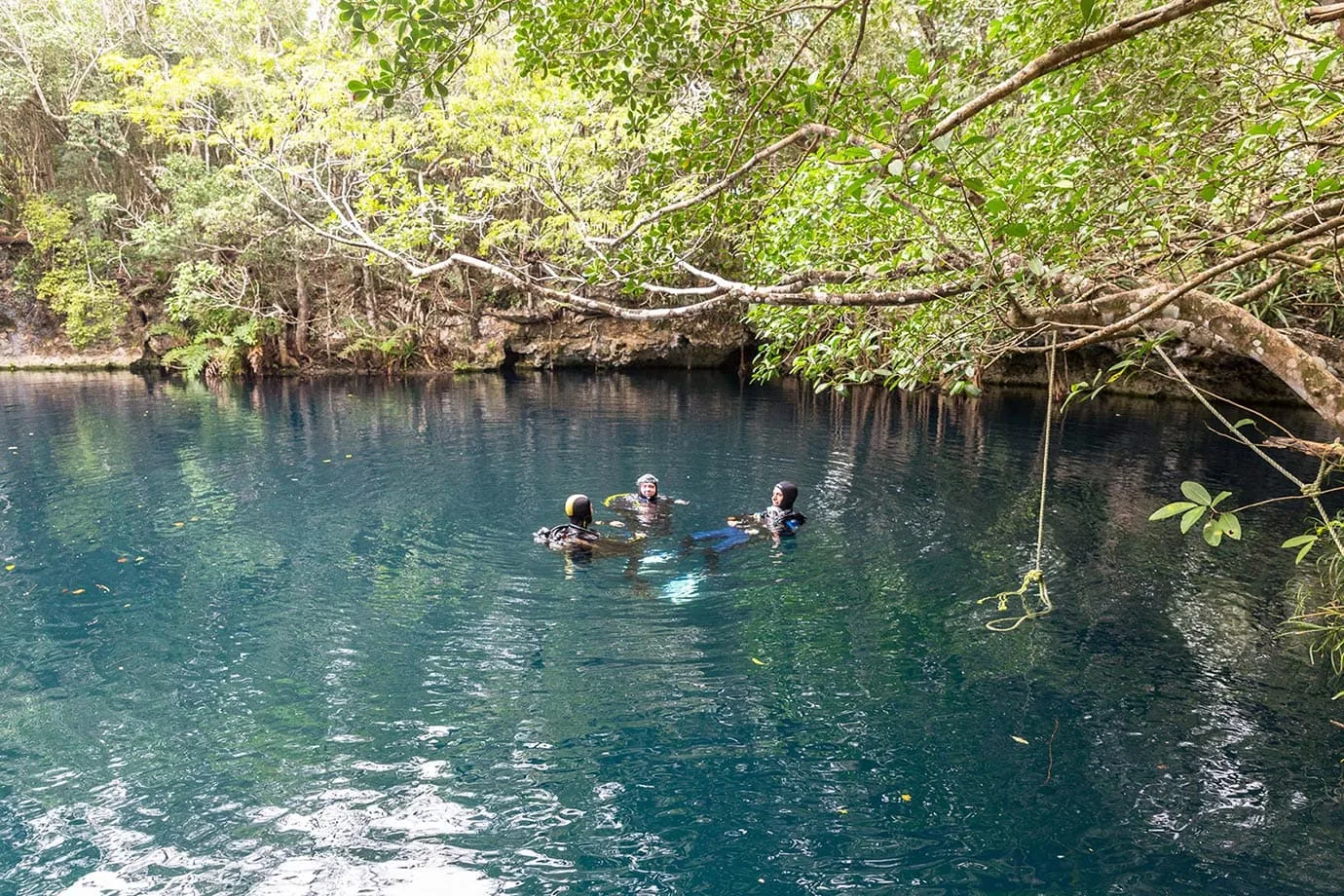 People waiting to dive at Cenote Angelita