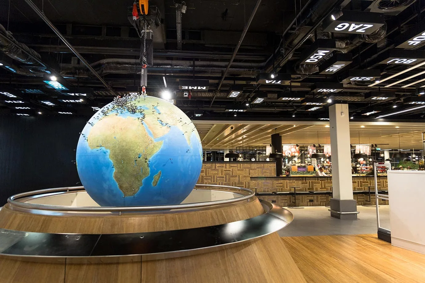 Globe at Schiphol Airport