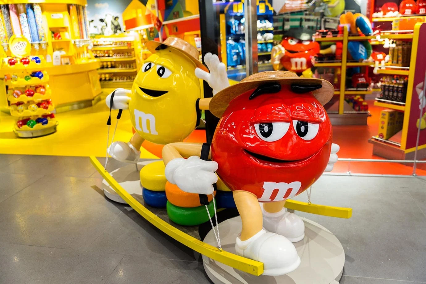 M&M store, Schiphol Airport