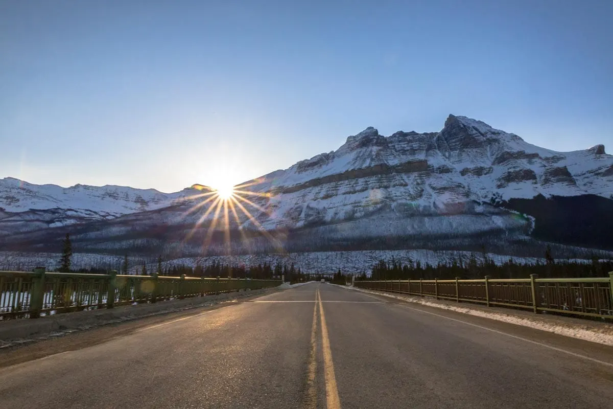 Driving the Icefields Parkway