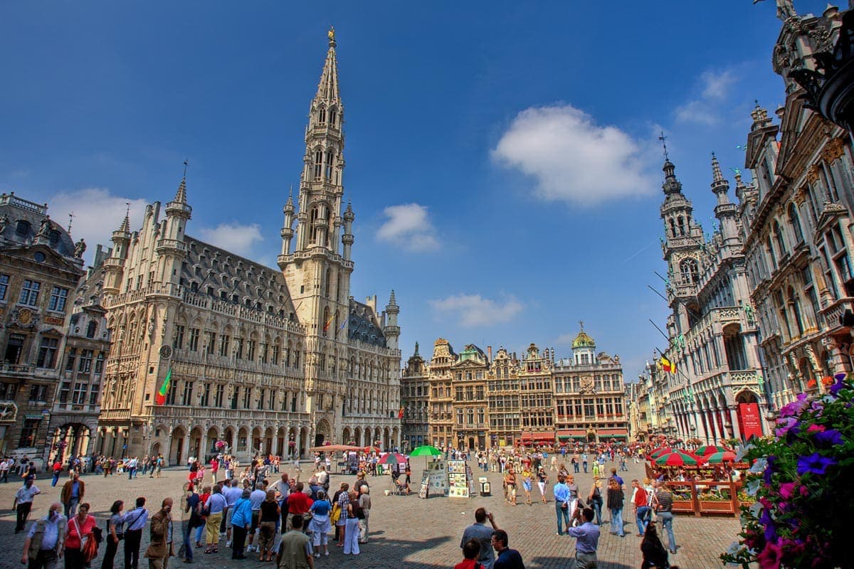 free tour around brussels