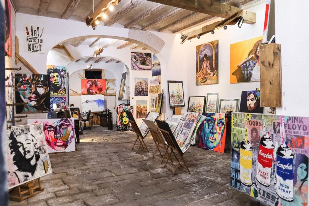 Barcelona Itinerary 3 Days in Barcelona, Spain (2024 Guide)