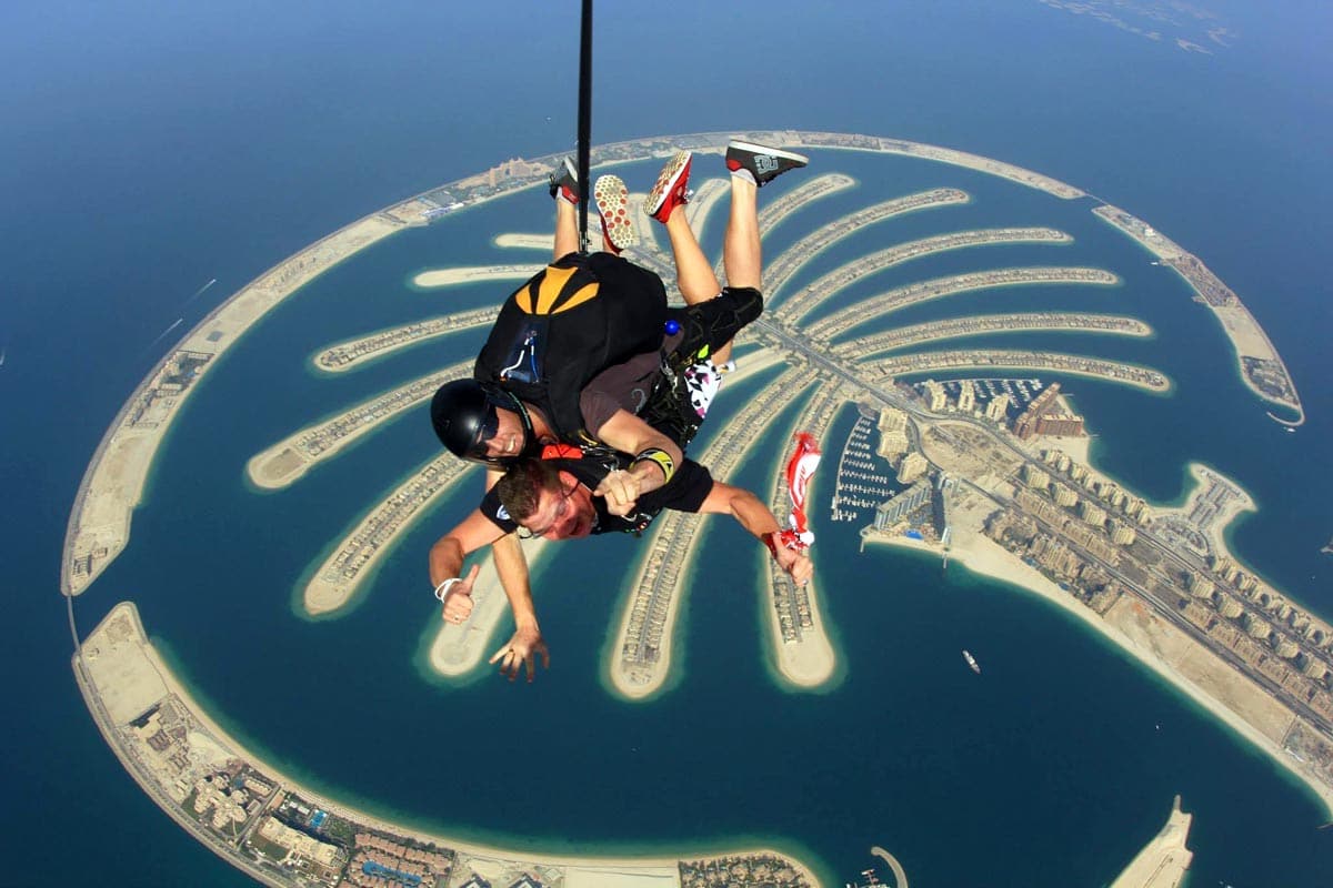 skydive dubai palm