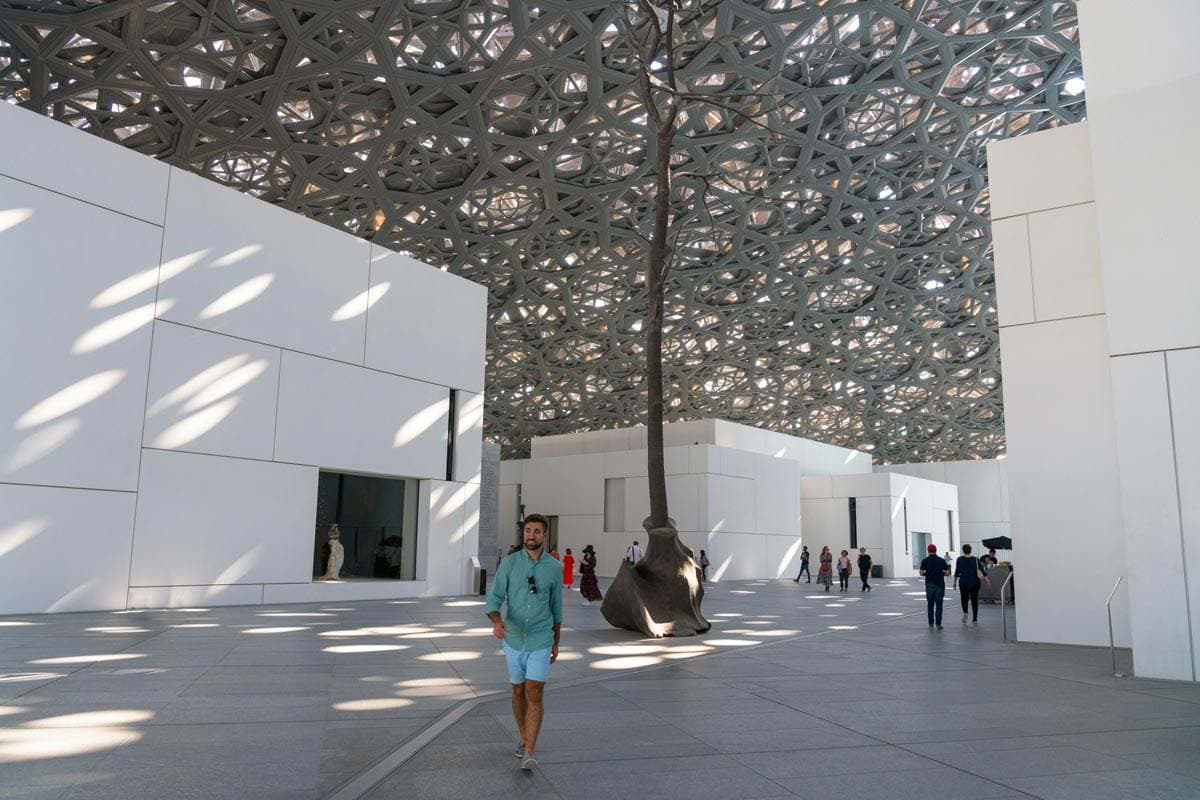 the louvre abu dhabi 