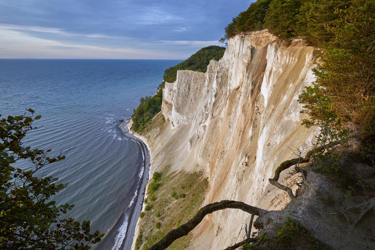 The Cliffs of Mon