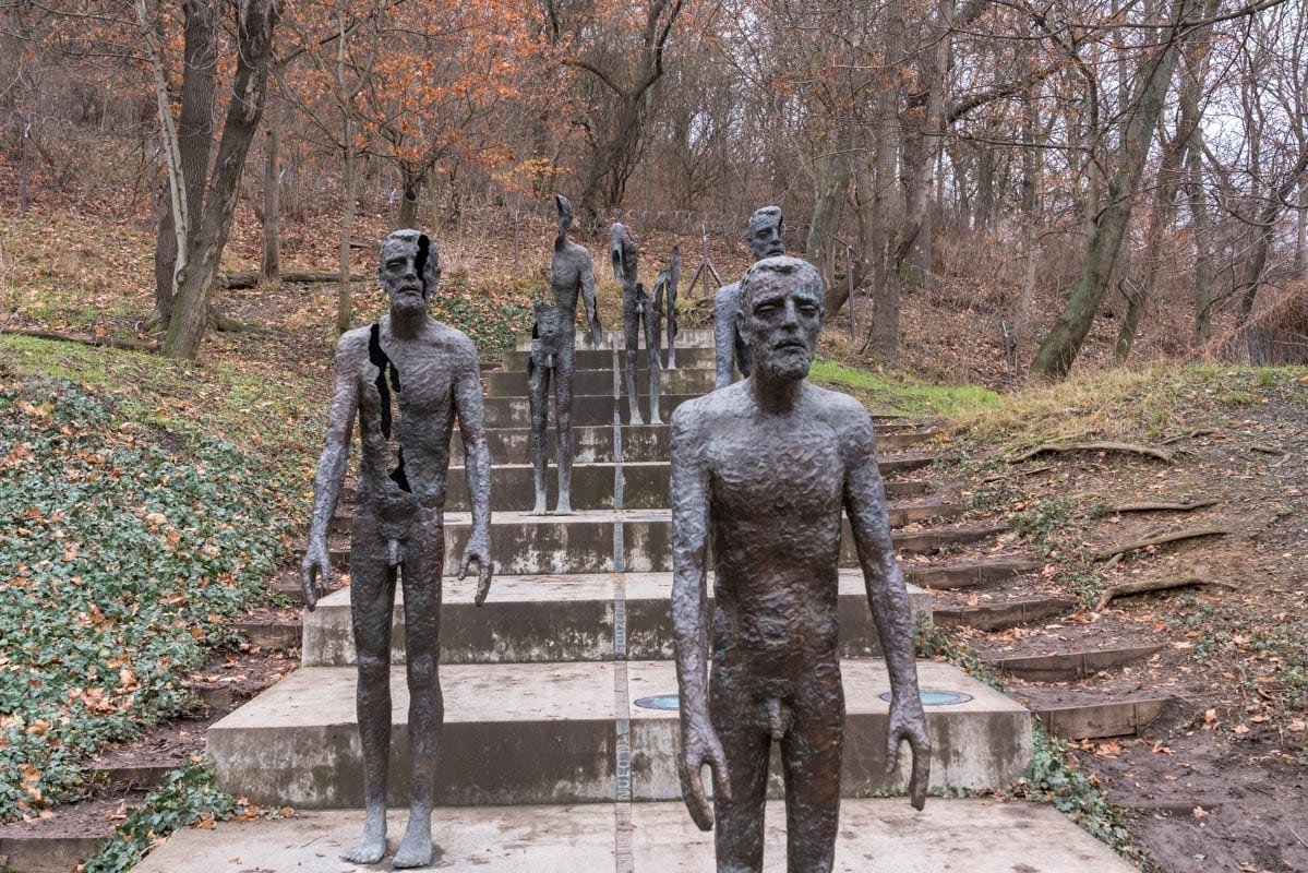 memorial of the victims of communism prague