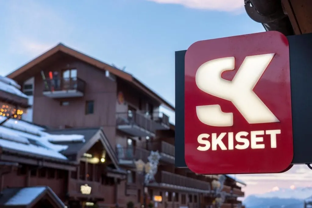 ski hire in meribel