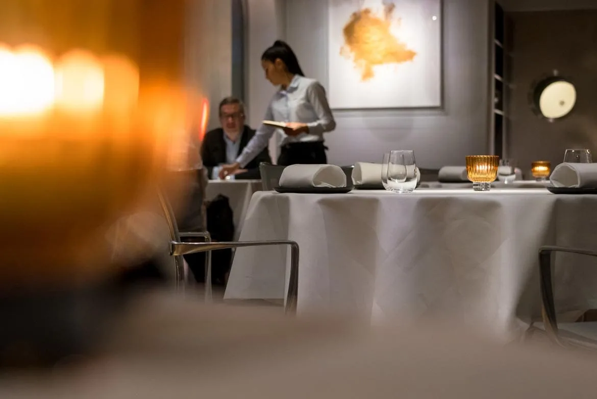 eating at ametsa