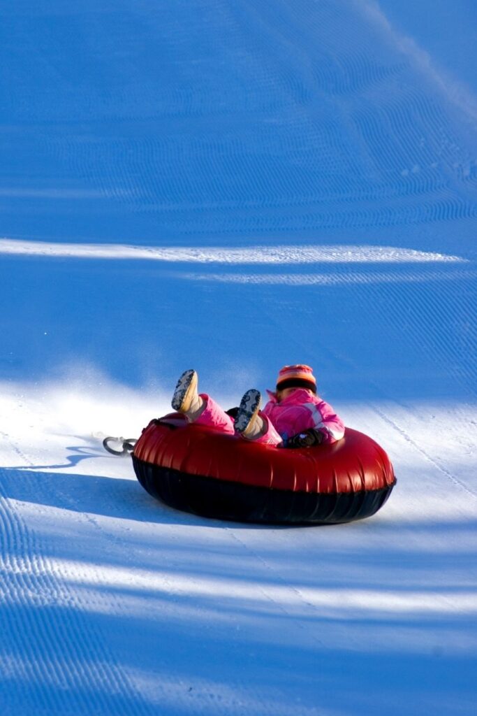 mont royal snow tubing