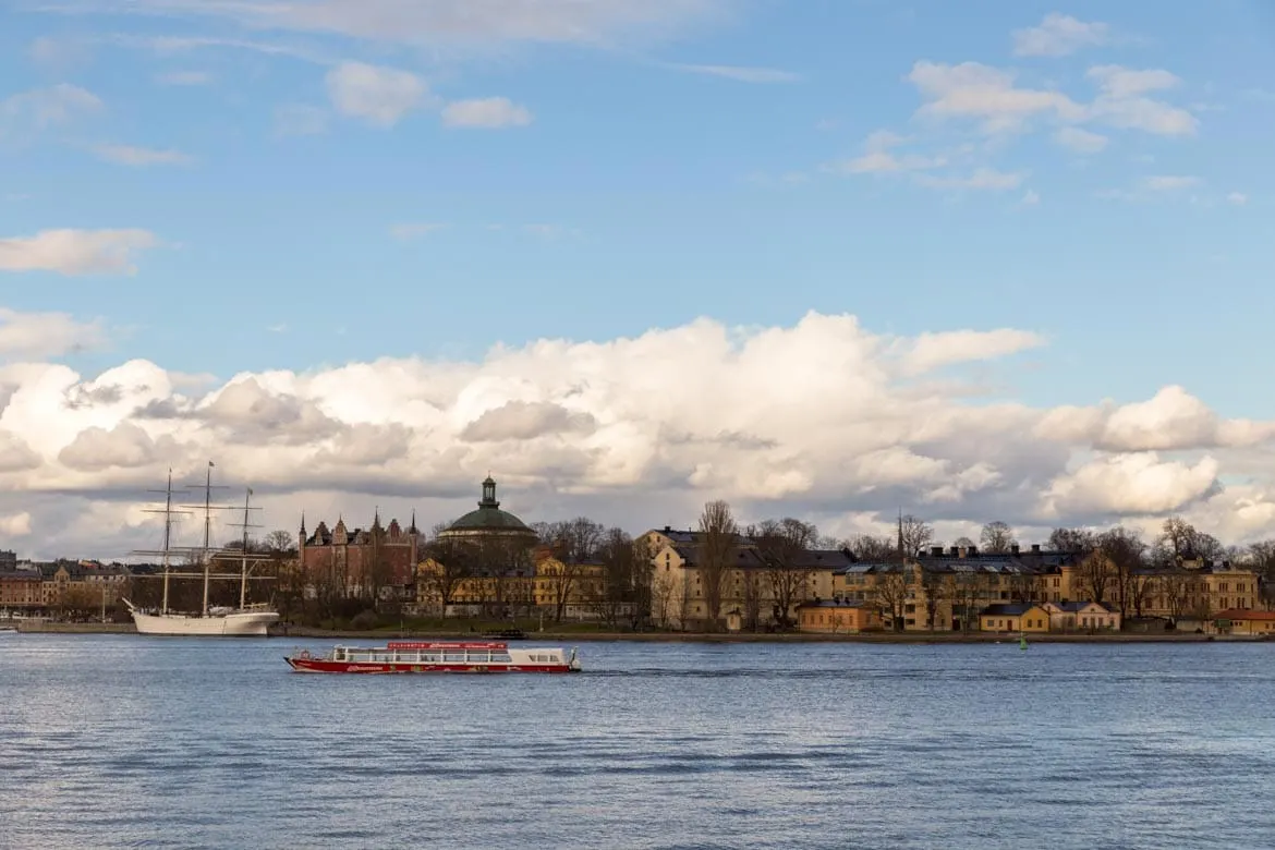 boat tour in stockholm