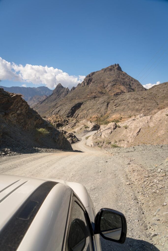 is it safe to visit oman