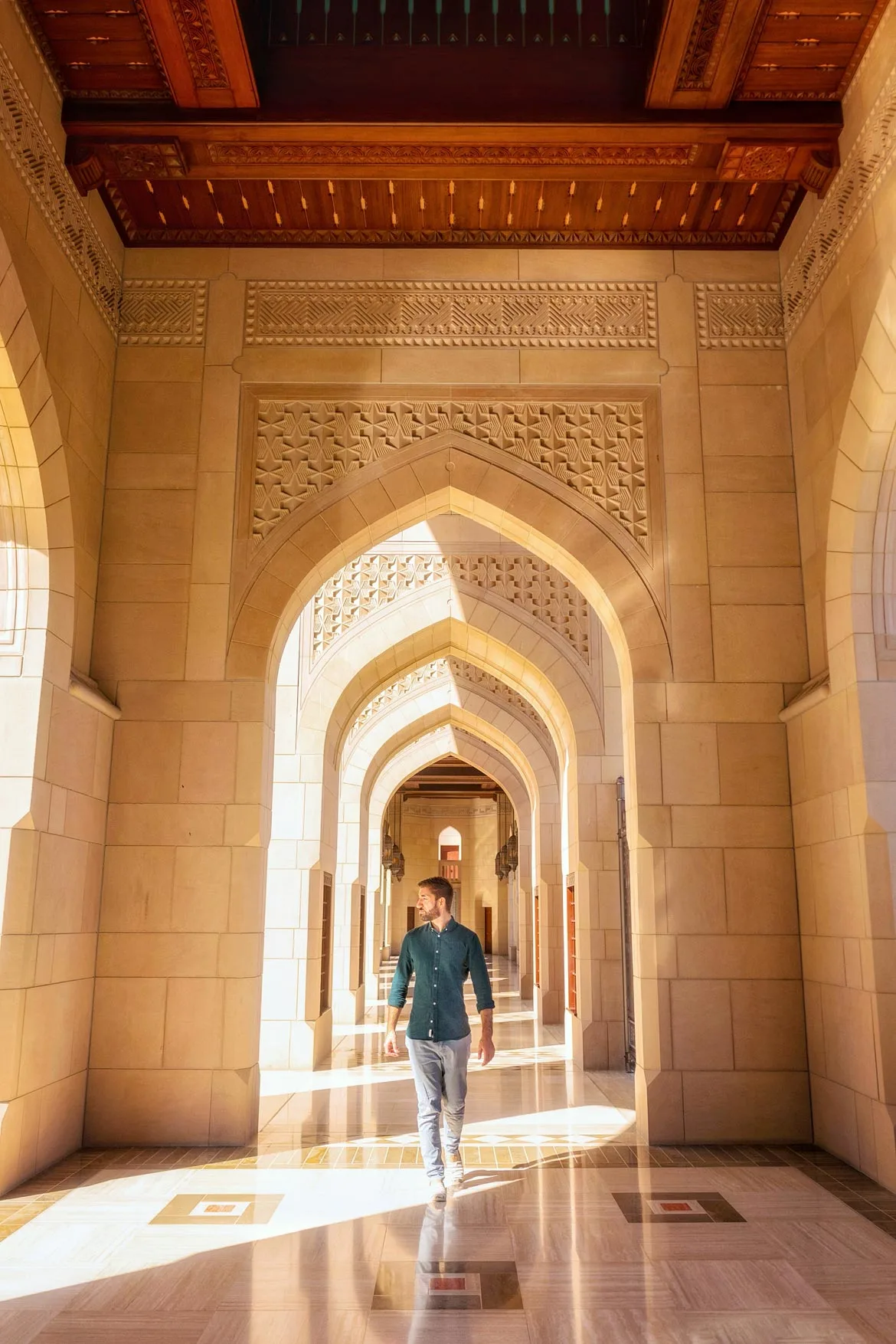 visiting sultan qaboos grand mosque