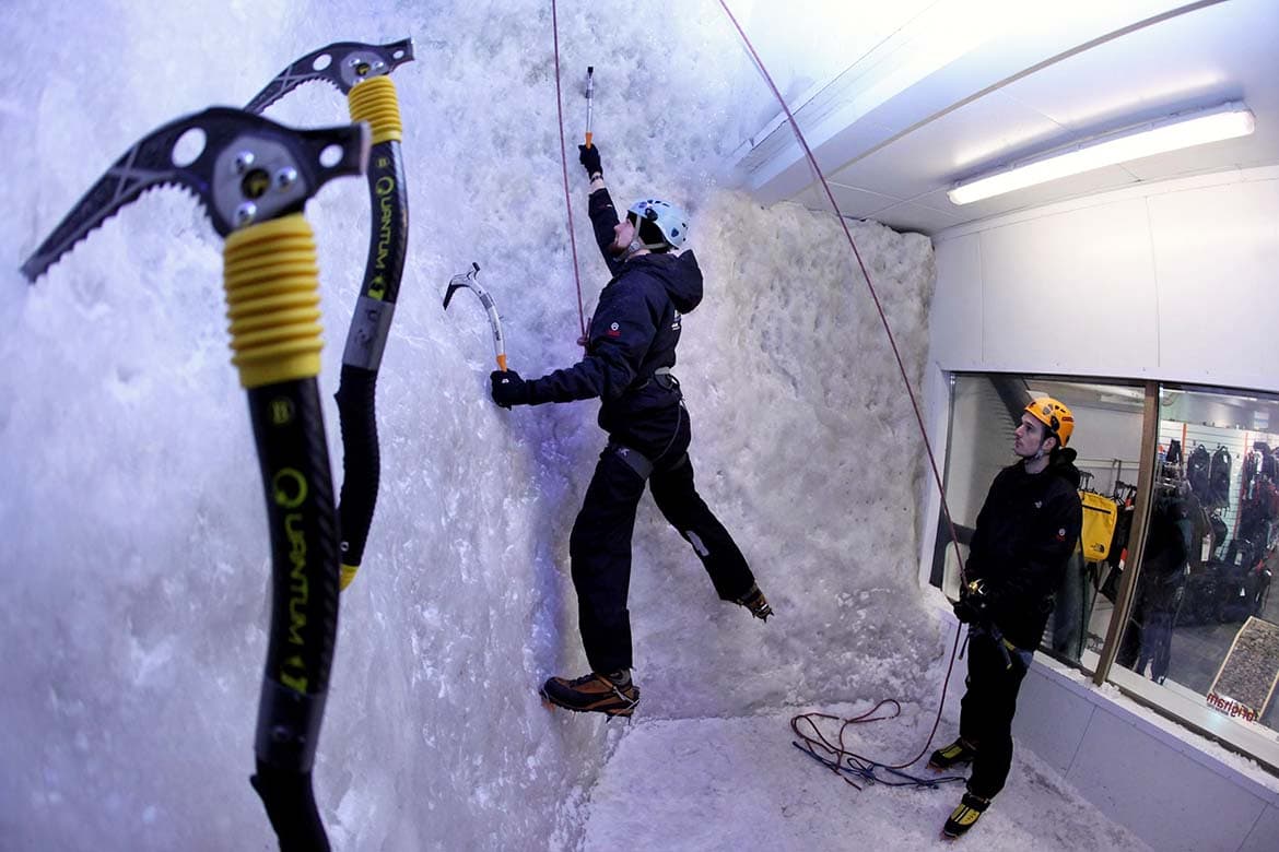 ice climbing in london