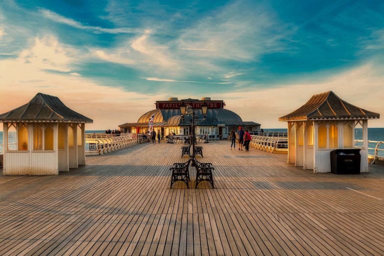 The BEST Norfolk Coastal Cottages for a UK Staycation (2024 Guide)