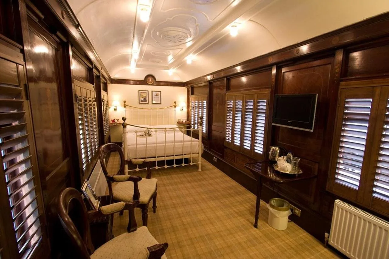 sleeping in a pullman carriage