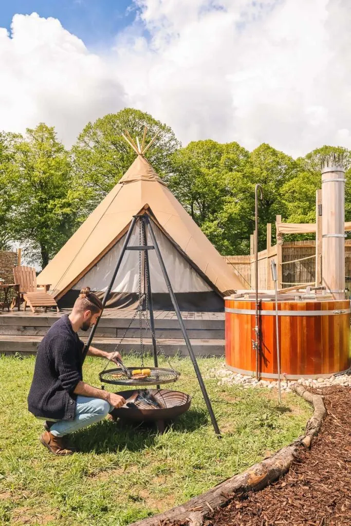 cotswolds glamping
