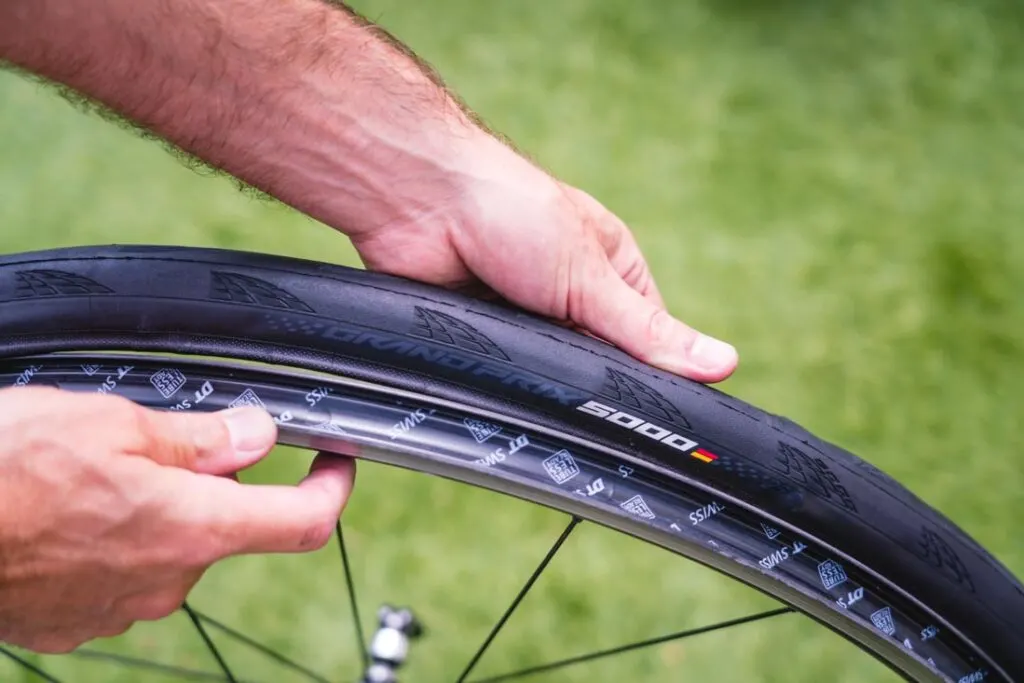 how to install road bike tire