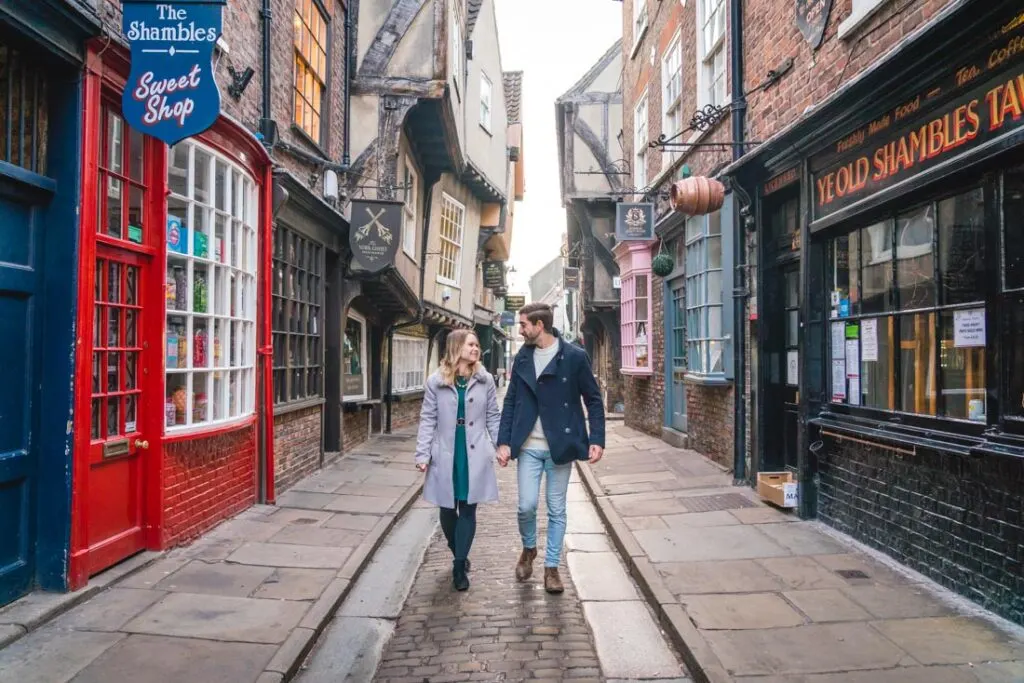 romantic things to do in york for couples