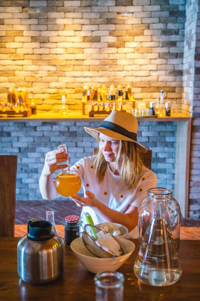 making kombucha