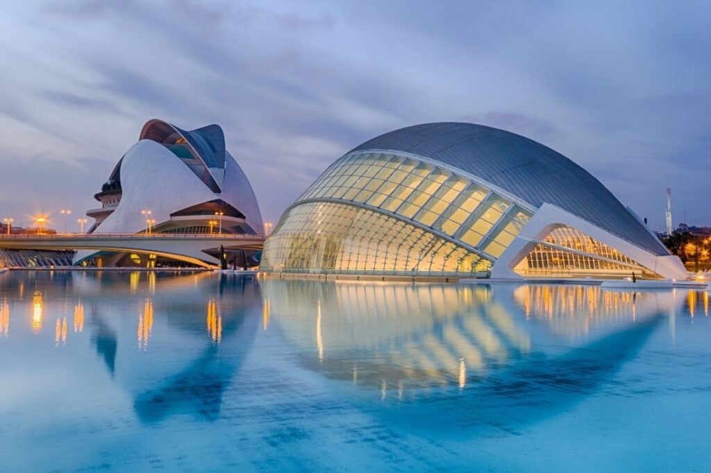 architecture in valencia