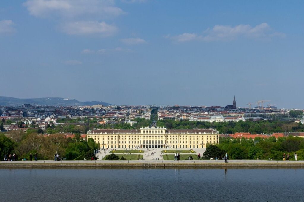 schönbrunn palace