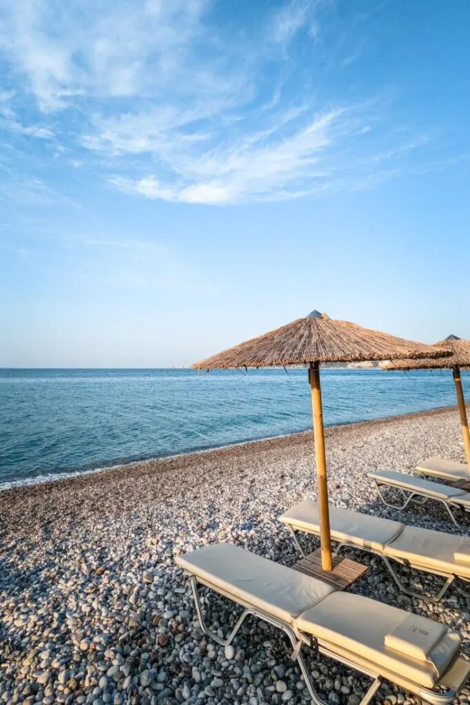 beach at the ixian grand