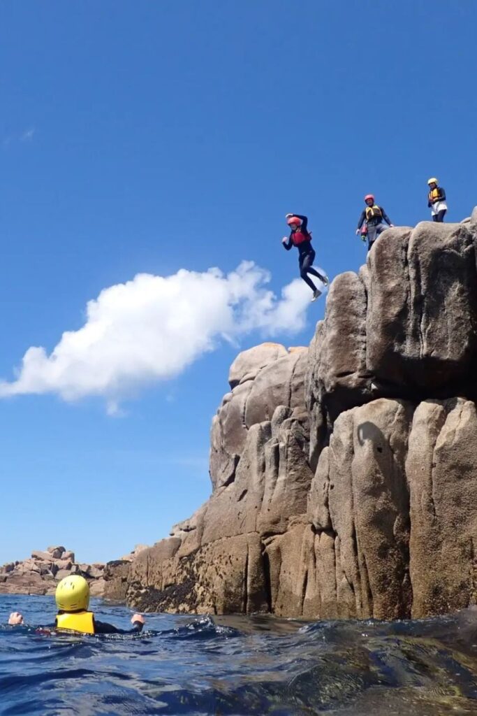 coasteering in cornwall