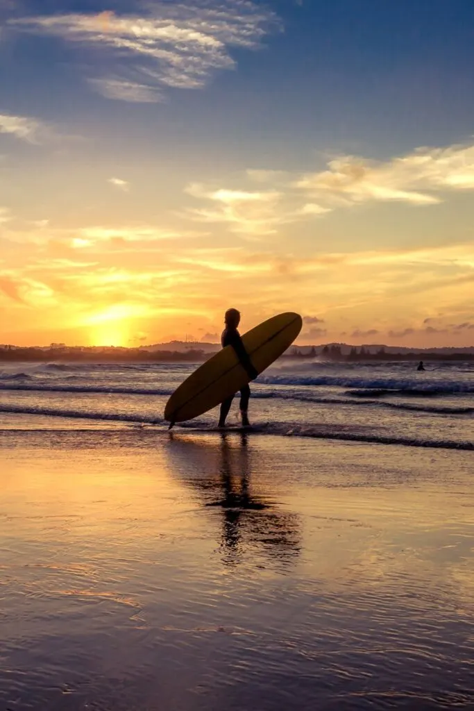 surf lessons cornwall