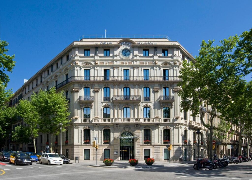 barcelona budget hotels