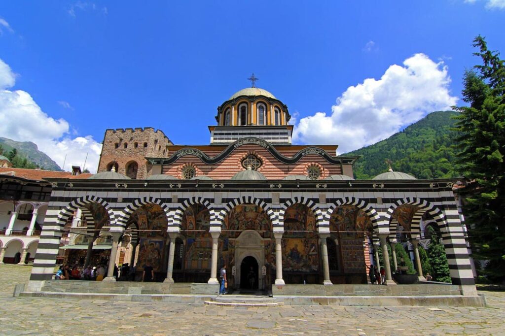 hiknig rila monastery