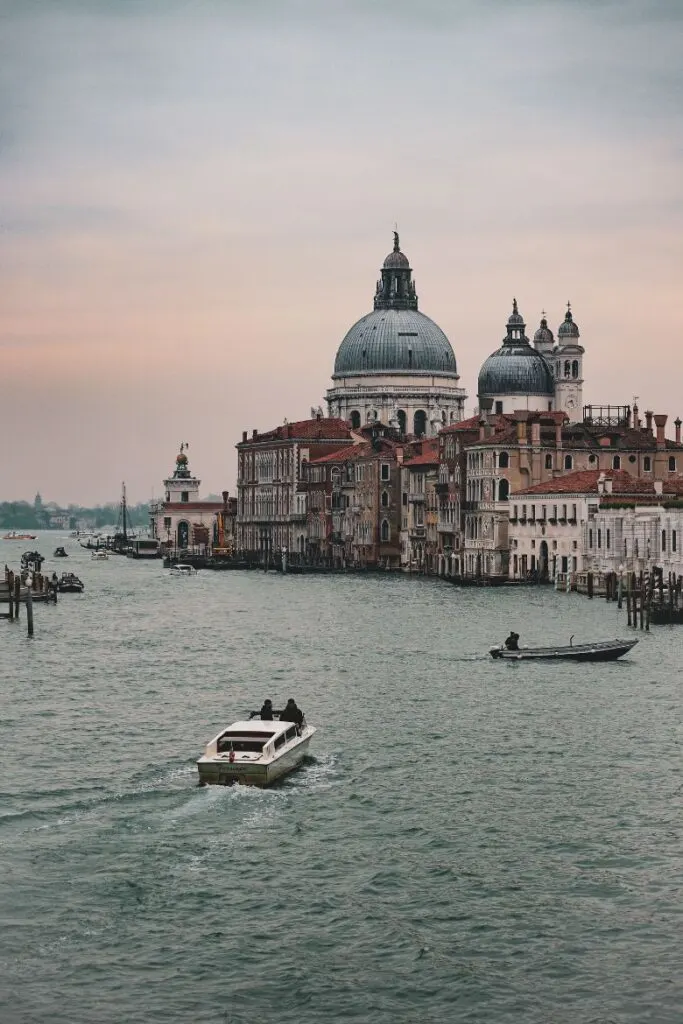 grand canal boat tour venice