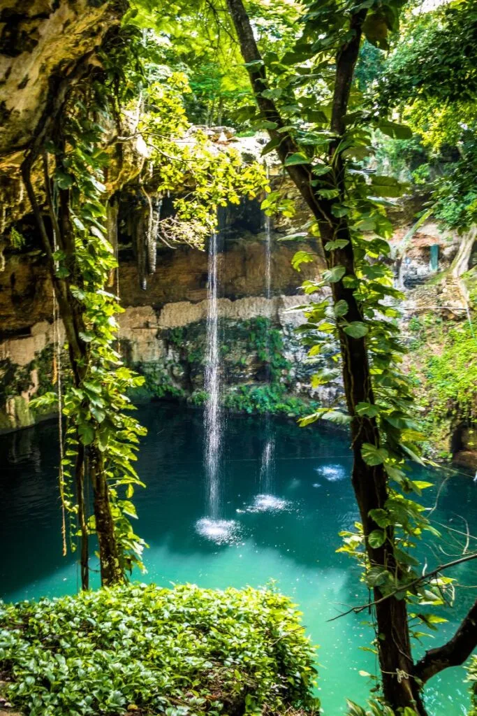 cenotes