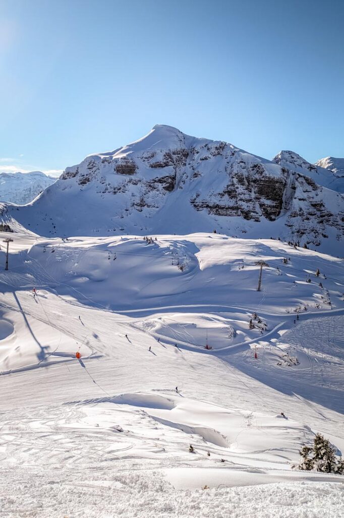 what is the skiing like in chatel