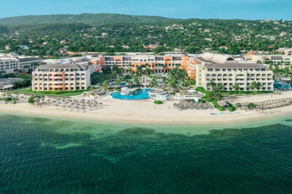 Iberostar Selection Rose Hall Suites 1