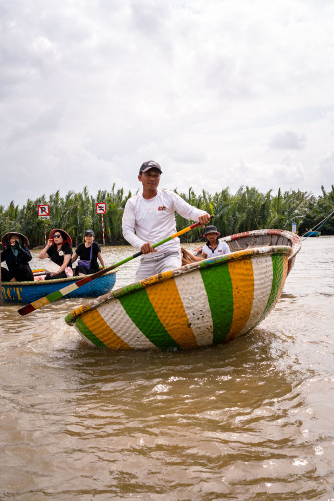 coconut boat tour hoi an