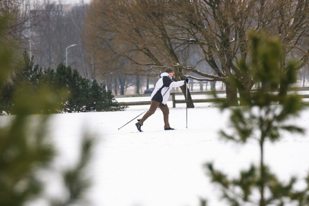 crosscountry skiing