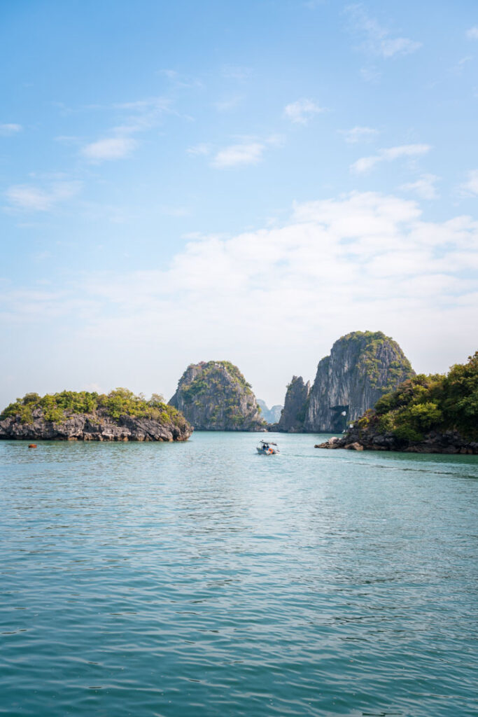 how many days to spend in halong bay