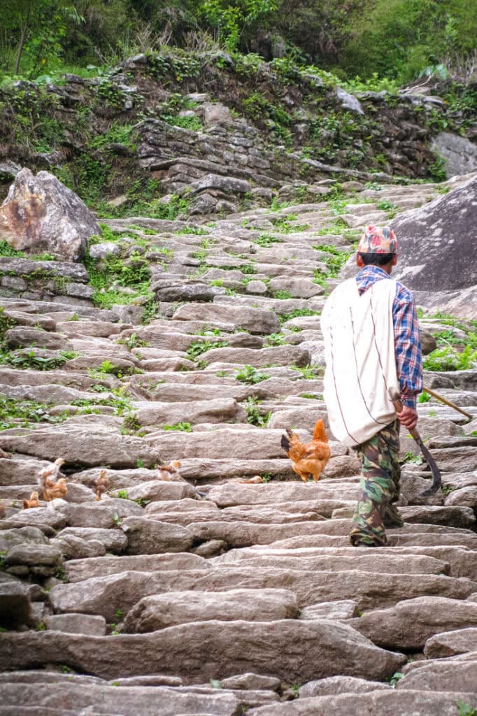 hiking the annapurna circuit