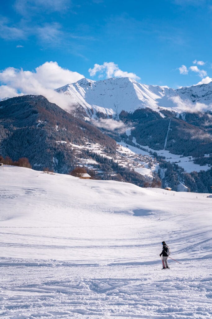 how much does skiing in serfaus fiss ladis cost