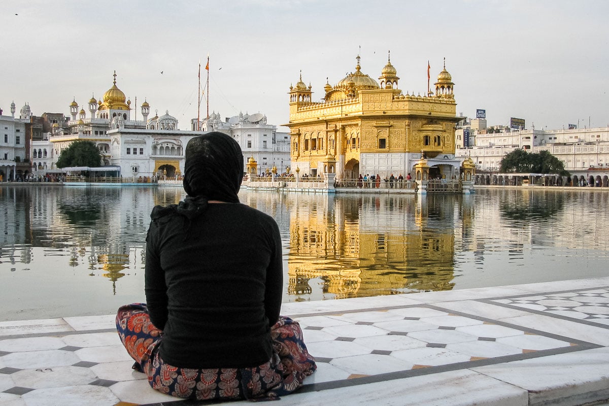 backpacking in india