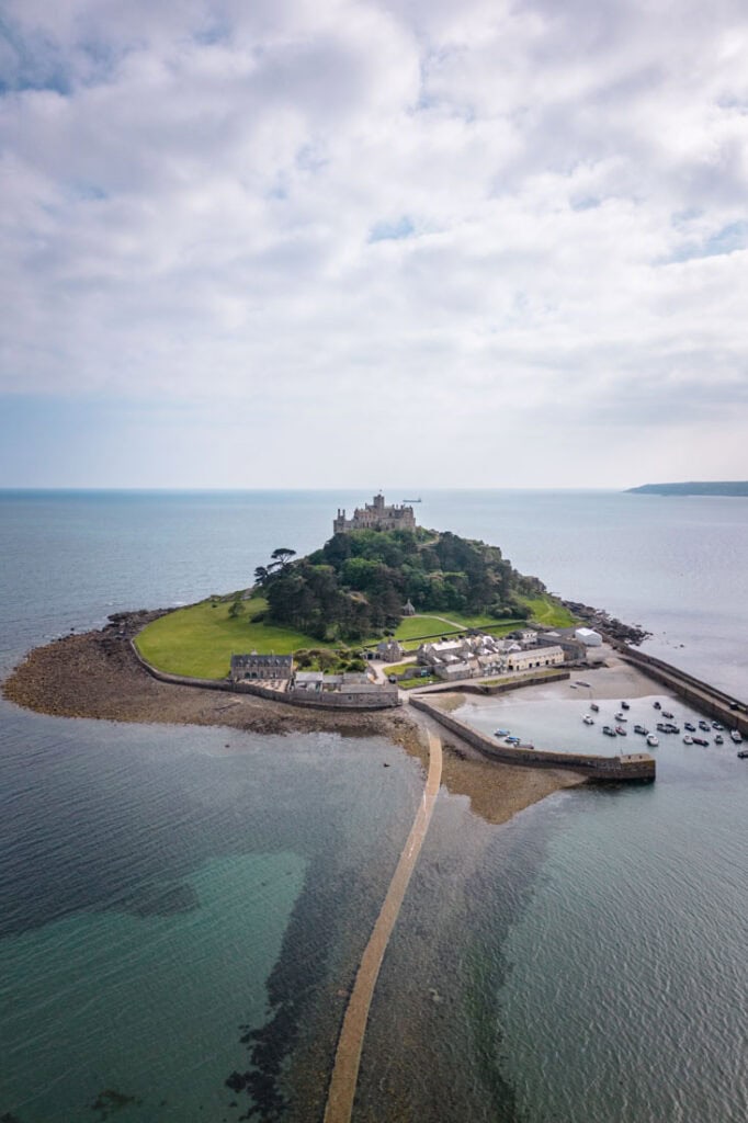 st michaels mount in cornwall
